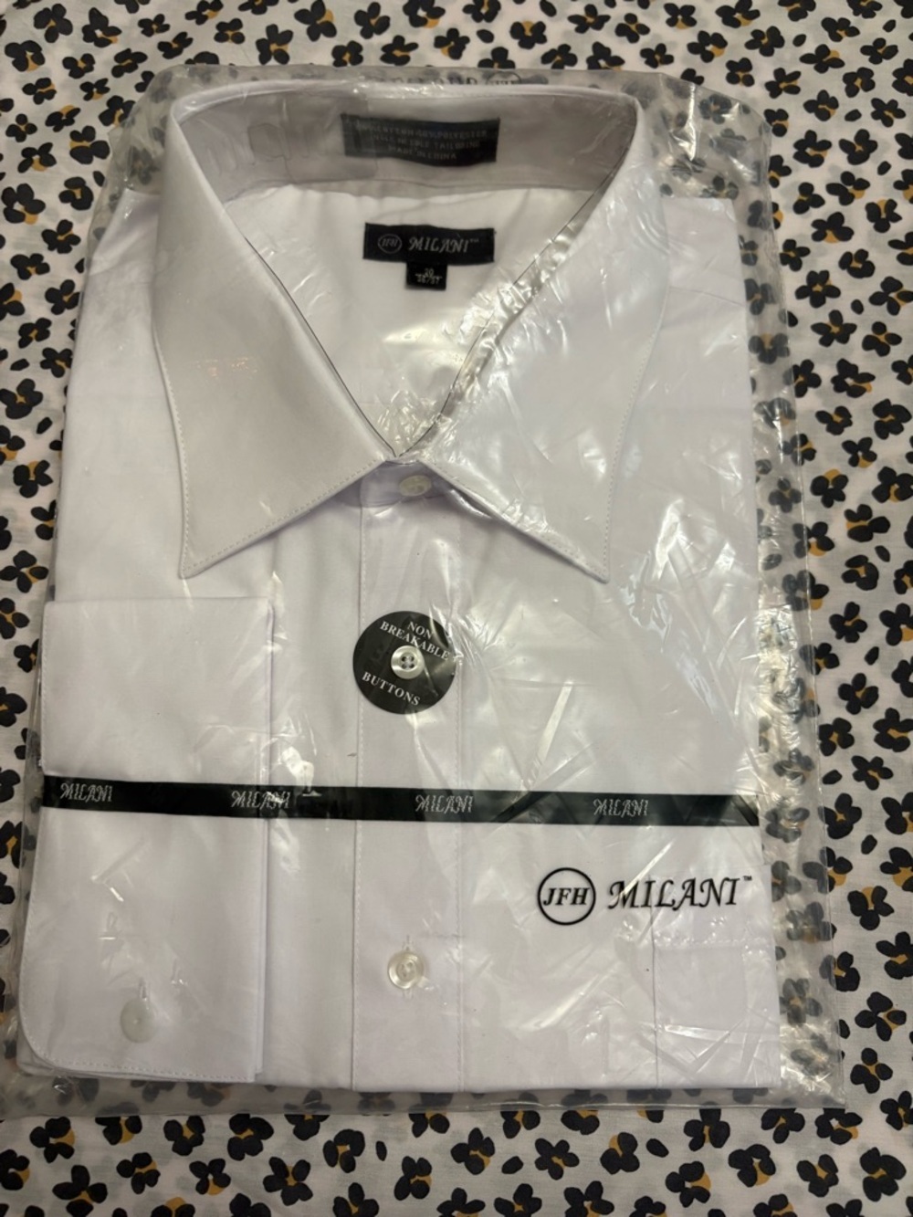 Bundle 3 for $25. NWT Milani White Men's Long-Sleeve Dress Shirt. Neck 20.